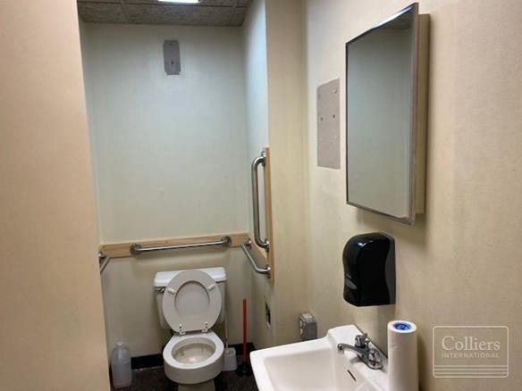 901 Wood St, Pittsburgh, PA 15221